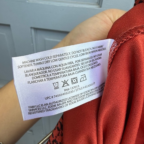 NWT Eddie‎ Bauer Kacey pull on skirt Cinnabar imprint  faux wrap stretchy size L - Picture 4 of 7